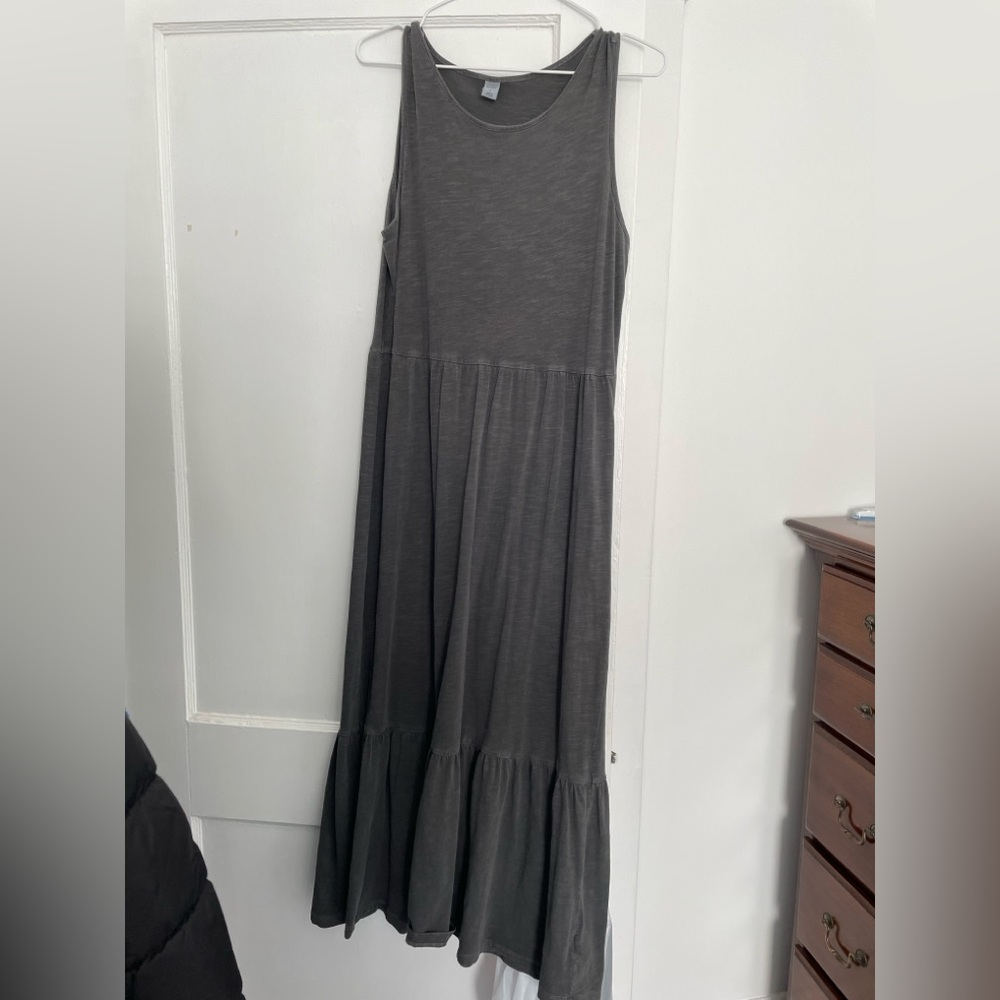 Old Navy Gray Tiered Maxi Dress